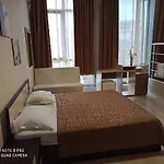 Apartament Danita & Restaurant&pool Bar